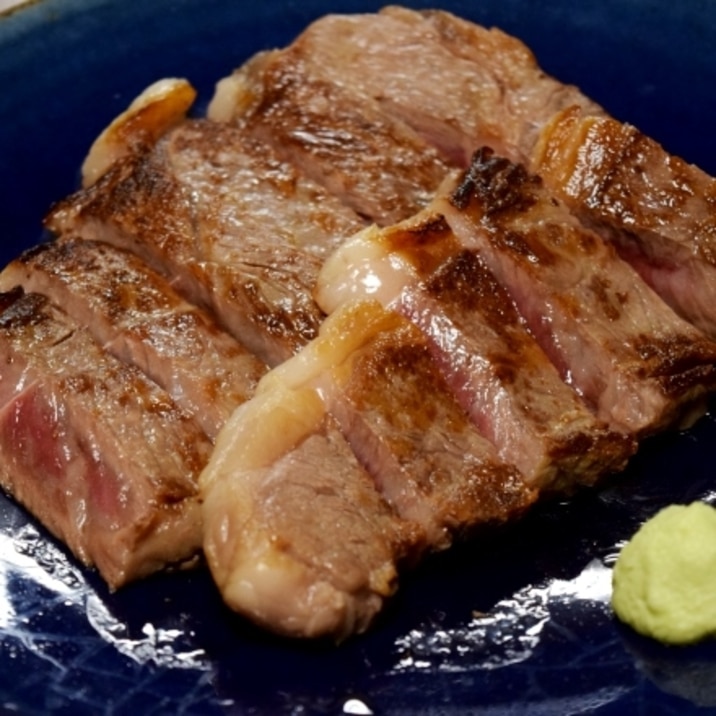 高級肉をステーキにするなら レシピ 作り方 By Akdeniz 楽天レシピ 高級肉をステーキにするなら レシピ 作り方 By Akdeniz 楽天レシピ
